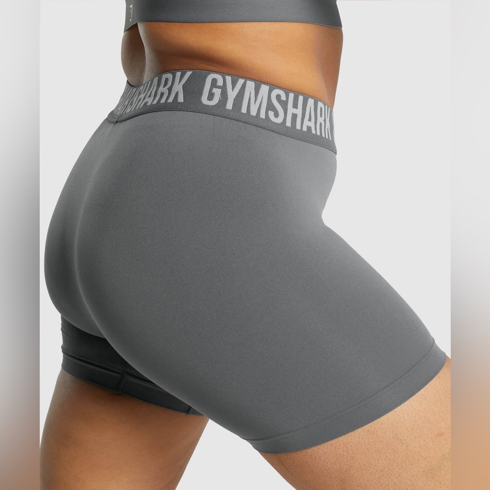 gymshark fit seamless short